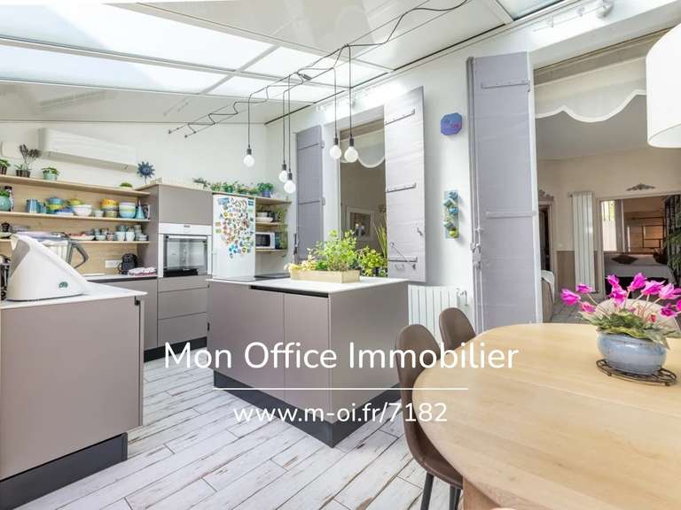 Apartment Aix-en-Provence - 4 bedrooms - 115m²