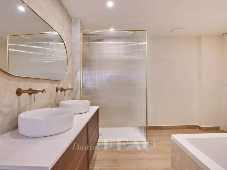 Appartement Aix-en-Provence - 3 chambres - 170m²