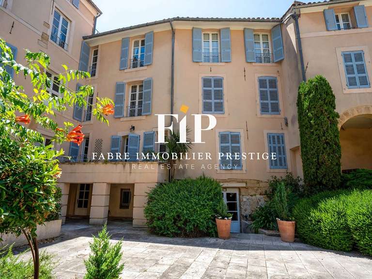 Appartement Aix-en-Provence - 3 chambres - 223m²