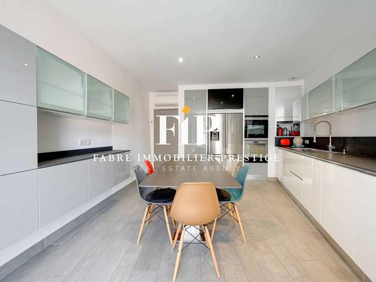 Appartement Aix-en-Provence - 3 chambres - 223m²