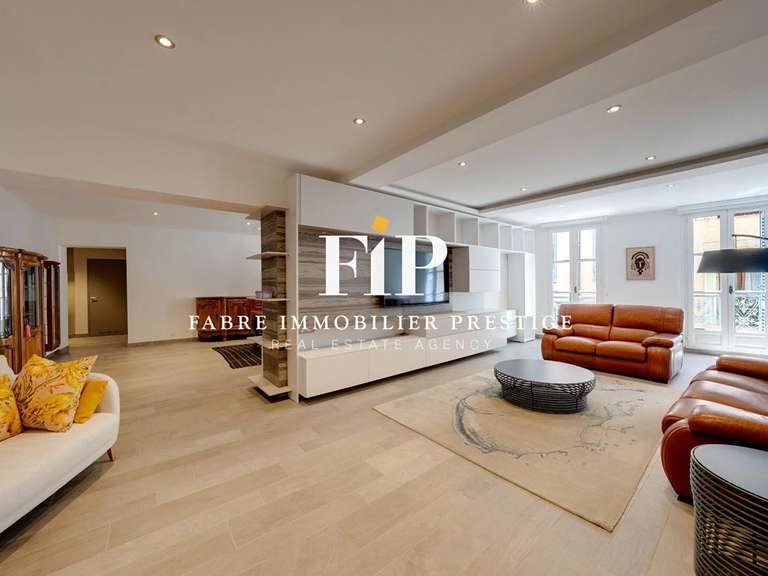 Appartement Aix-en-Provence - 3 chambres - 223m²