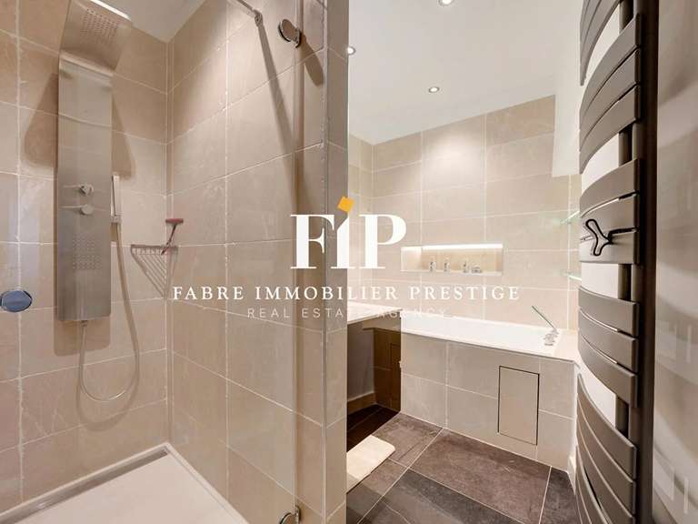 Appartement Aix-en-Provence - 3 chambres - 223m²