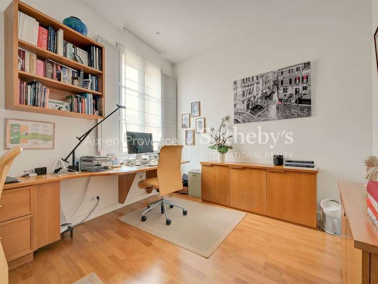 Appartement Aix-en-Provence - 3 chambres - 143m²