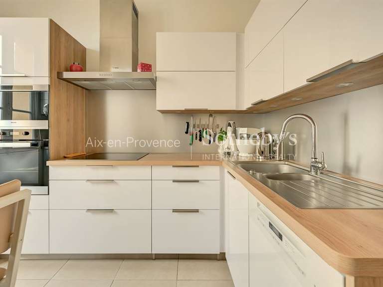 Appartement Aix-en-Provence - 3 chambres - 143m²