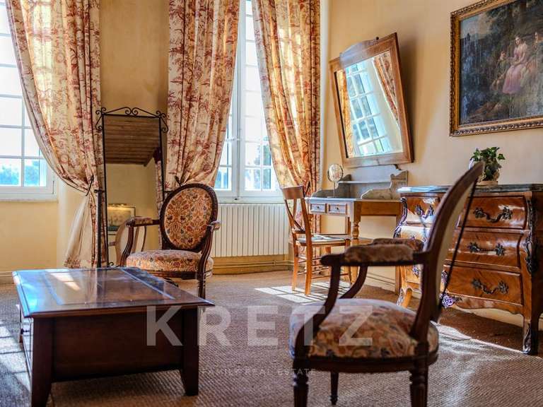 Castle Aix-en-Provence - 8 bedrooms - 1700m²