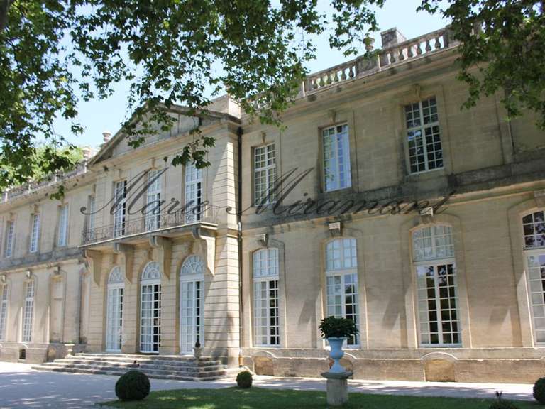 Castle Aix-en-Provence - 11 bedrooms - 2200m²