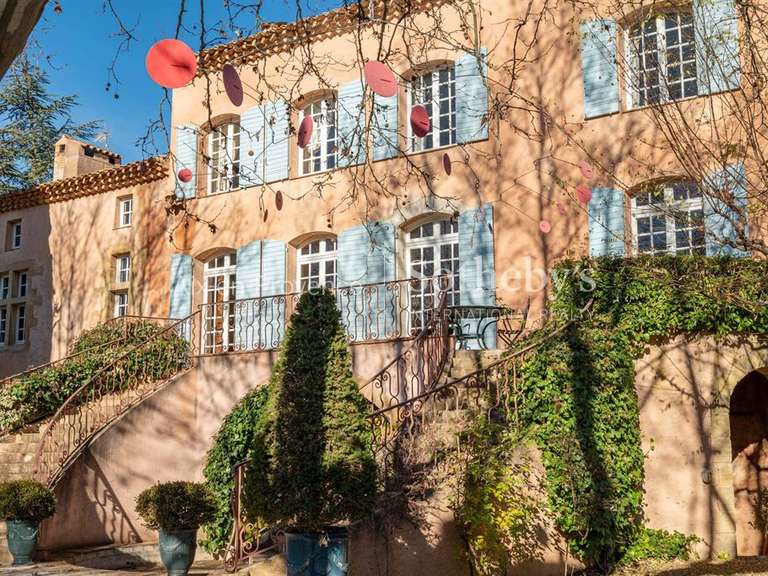 Domaine viticole Aix-en-Provence - 13 chambres - 1250m²