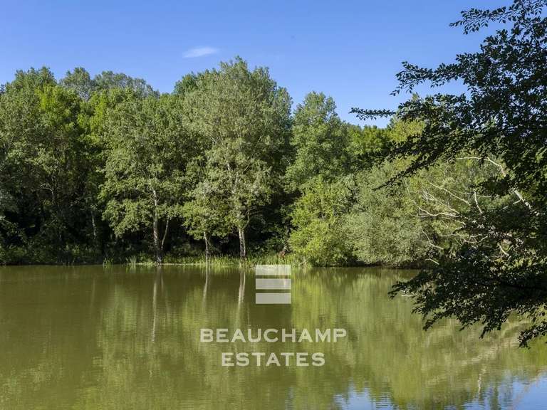 Domaine viticole Aix-en-Provence - 11 chambres - 750m²