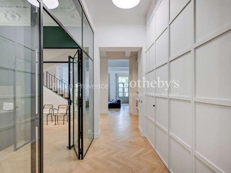 Hôtel particulier Aix-en-Provence - 5 chambres - 490m²