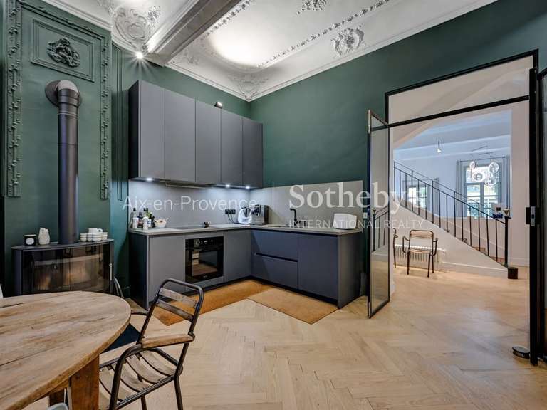 Hôtel particulier Aix-en-Provence - 5 chambres - 465m²