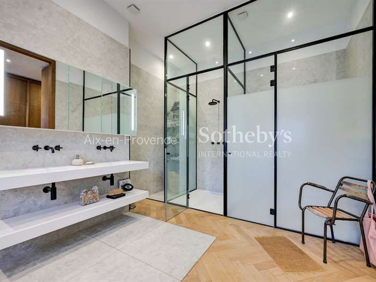 Hôtel particulier Aix-en-Provence - 5 chambres - 490m²