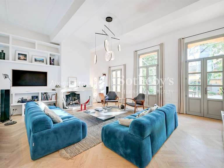 Hôtel particulier Aix-en-Provence - 5 chambres - 465m²