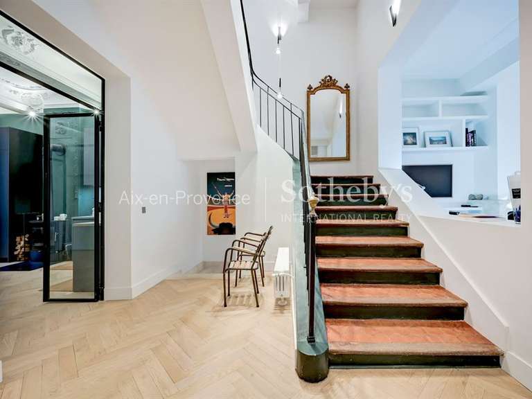 Hôtel particulier Aix-en-Provence - 5 chambres - 490m²