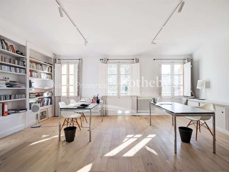 Hôtel particulier Aix-en-Provence - 5 chambres - 465m²