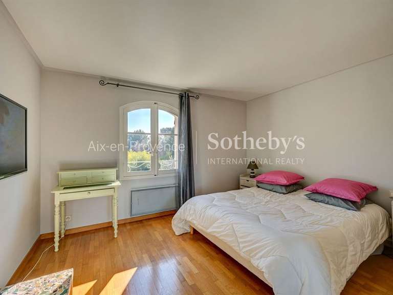 Maison Aix-en-Provence - 5 chambres - 280m²