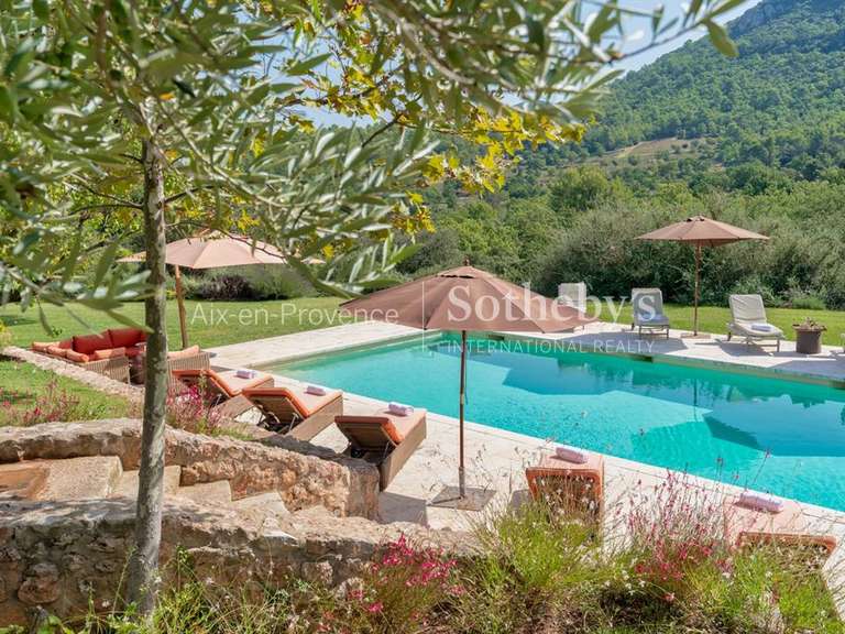 Maison Aix-en-Provence - 8 chambres - 600m²