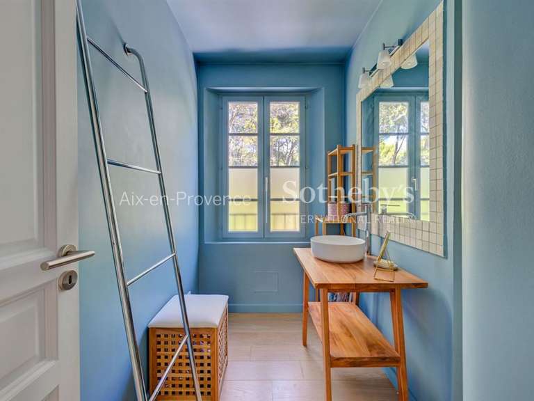 Maison Aix-en-Provence - 4 chambres - 300m²