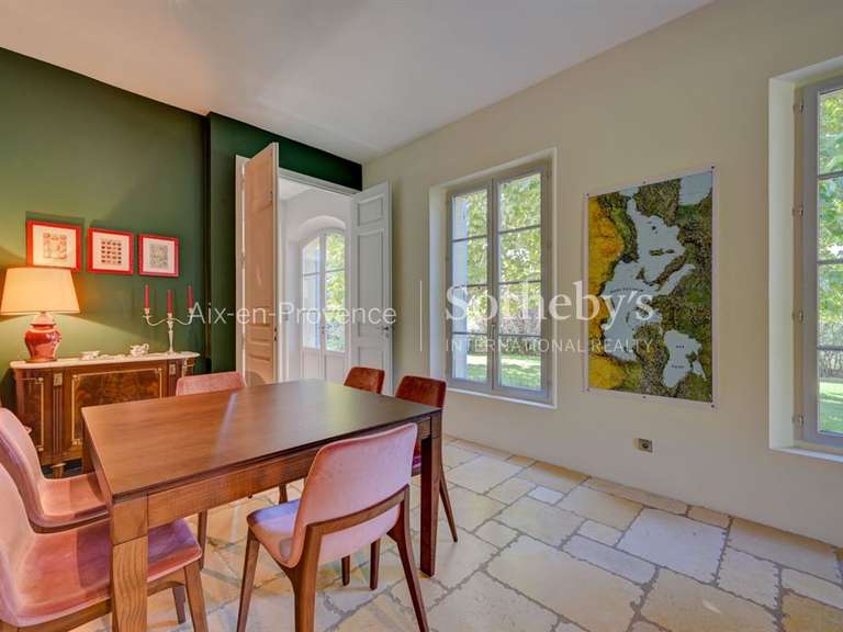 Maison Aix-en-Provence - 4 chambres - 300m²