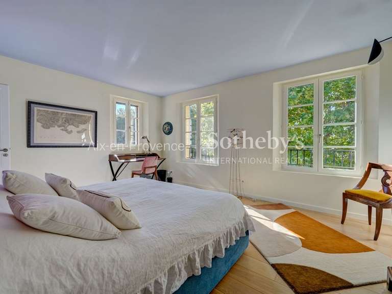 Maison Aix-en-Provence - 4 chambres - 300m²