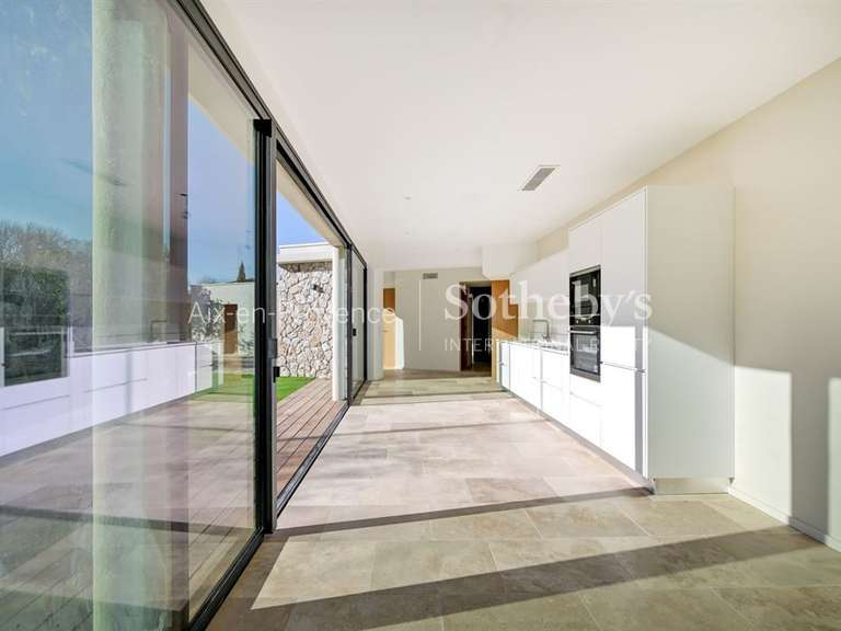Maison Aix-en-Provence - 4 chambres - 135m²