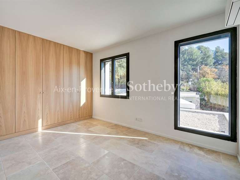 Maison Aix-en-Provence - 4 chambres - 135m²