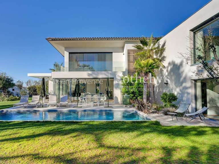 Maison Aix-en-Provence - 4 chambres - 234m²