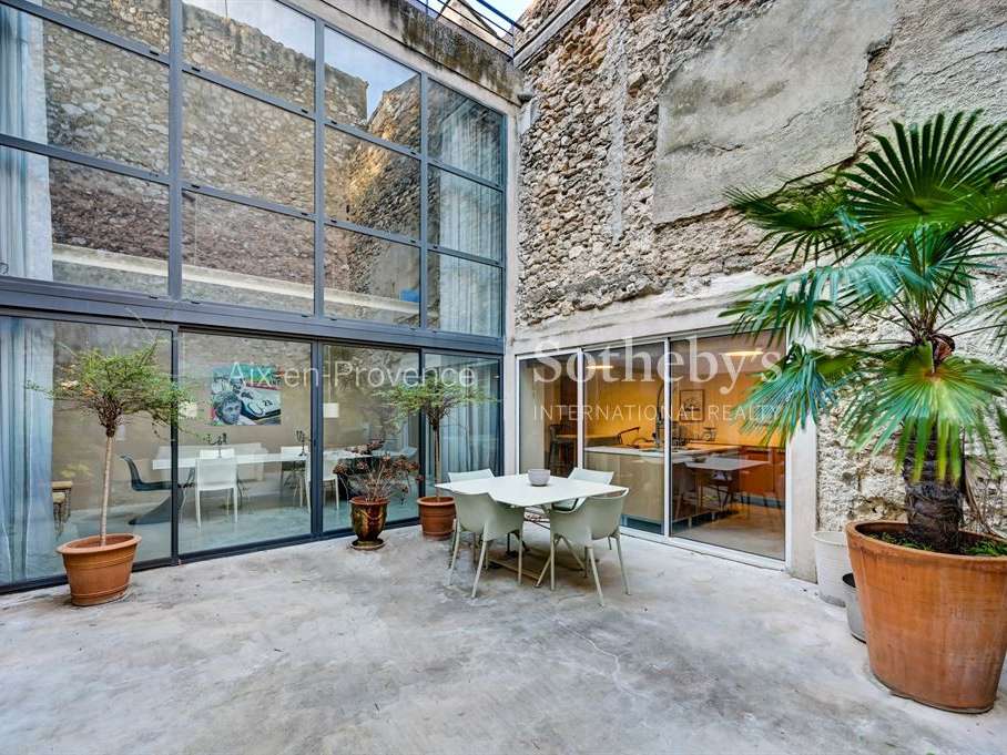 House Aix-en-Provence