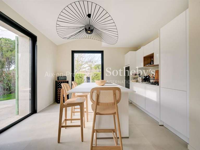 Maison Aix-en-Provence - 3 chambres - 130m²