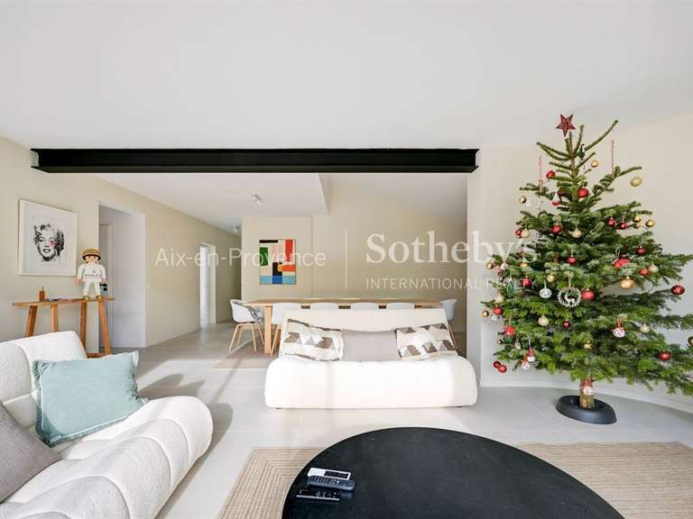 Maison Aix-en-Provence - 3 chambres - 130m²