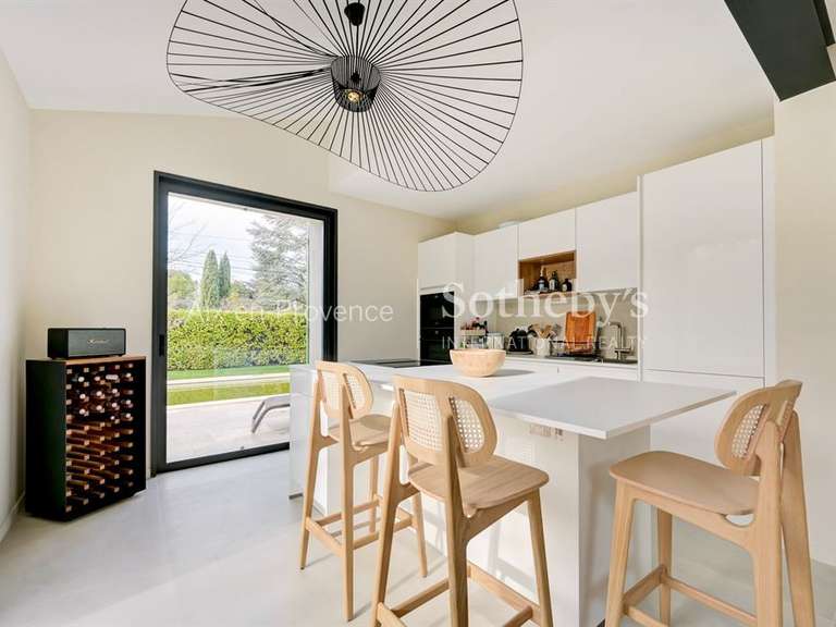 Maison Aix-en-Provence - 3 chambres - 130m²