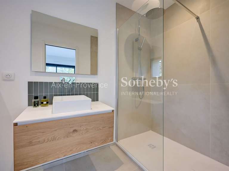 Maison Aix-en-Provence - 3 chambres - 130m²