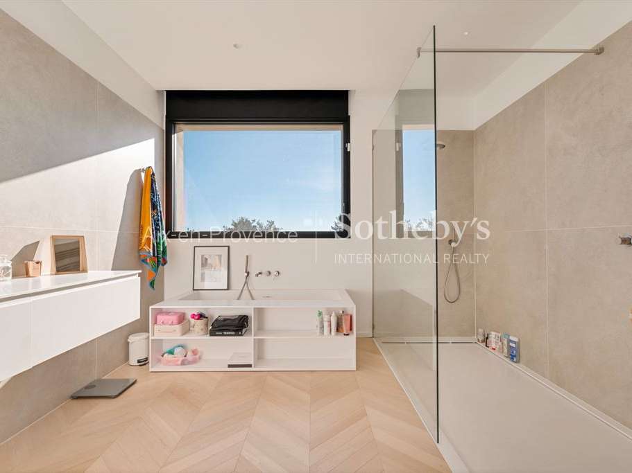 House Aix-en-Provence