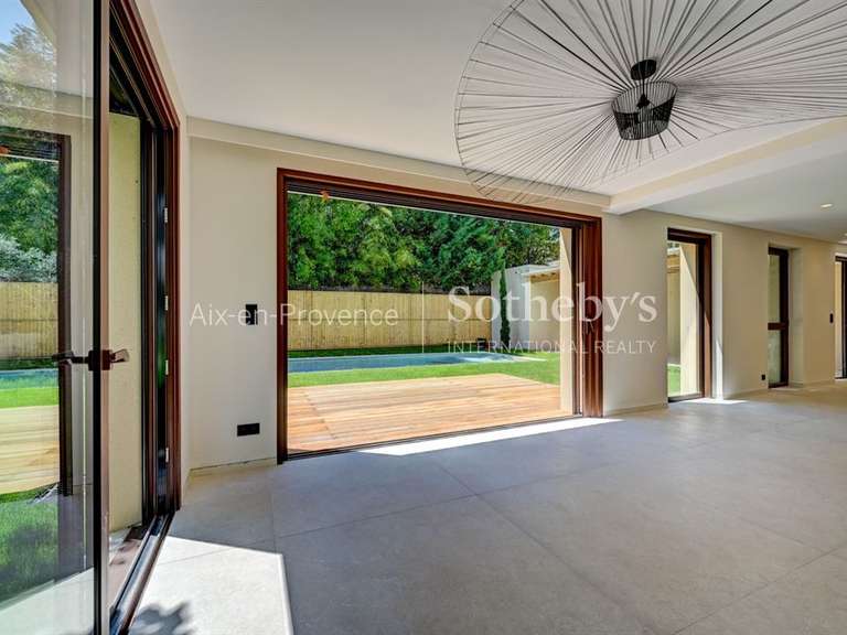 Maison Aix-en-Provence - 5 chambres - 240m²