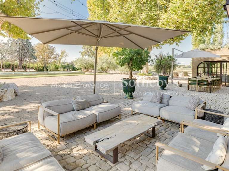 Maison Aix-en-Provence - 12 chambres - 620m²