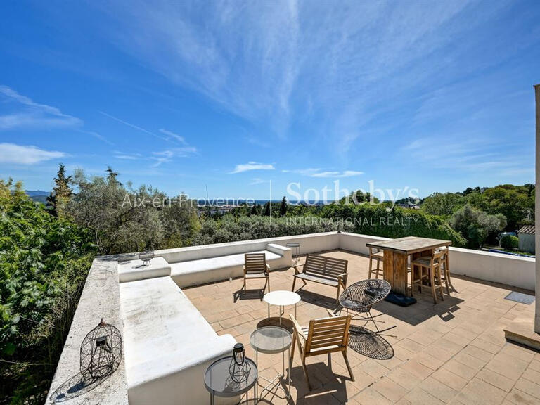 Maison Aix-en-Provence - 5 chambres - 212m²