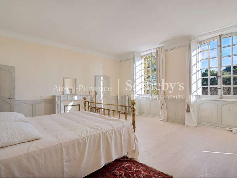 Maison Aix-en-Provence - 7 chambres - 550m²