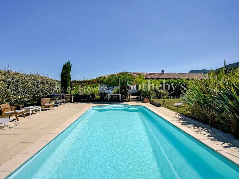 Maison Aix-en-Provence - 6 chambres - 250m²