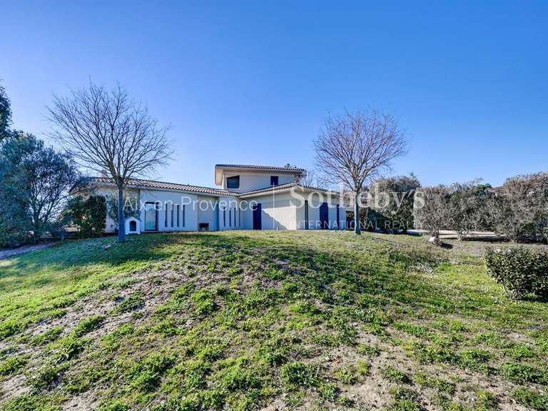 Maison Aix-en-Provence - 4 chambres - 330m²