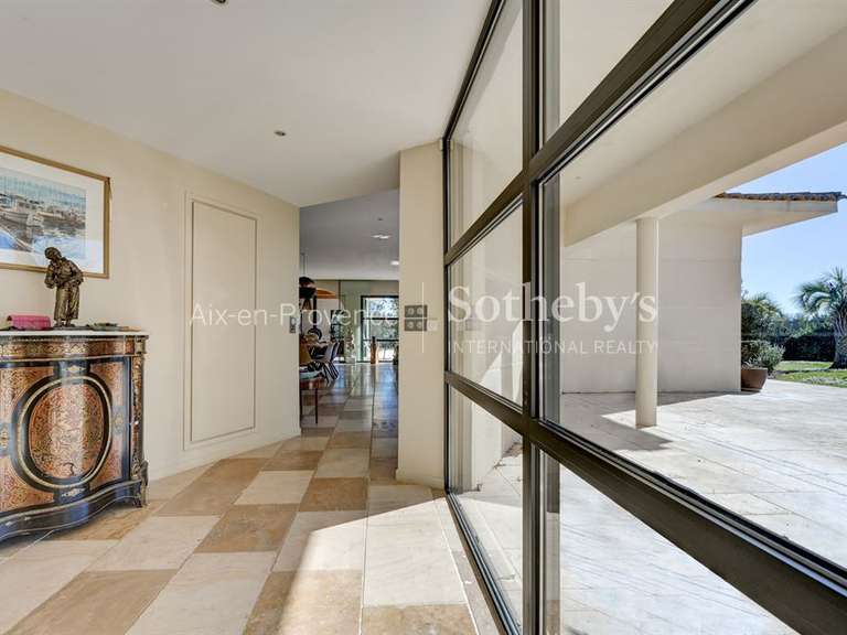 Maison Aix-en-Provence - 4 chambres - 330m²