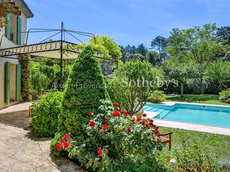 Maison Aix-en-Provence - 4 chambres - 220m²