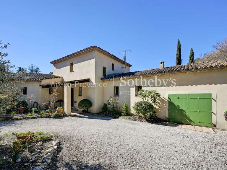 Maison Aix-en-Provence - 4 chambres - 220m²
