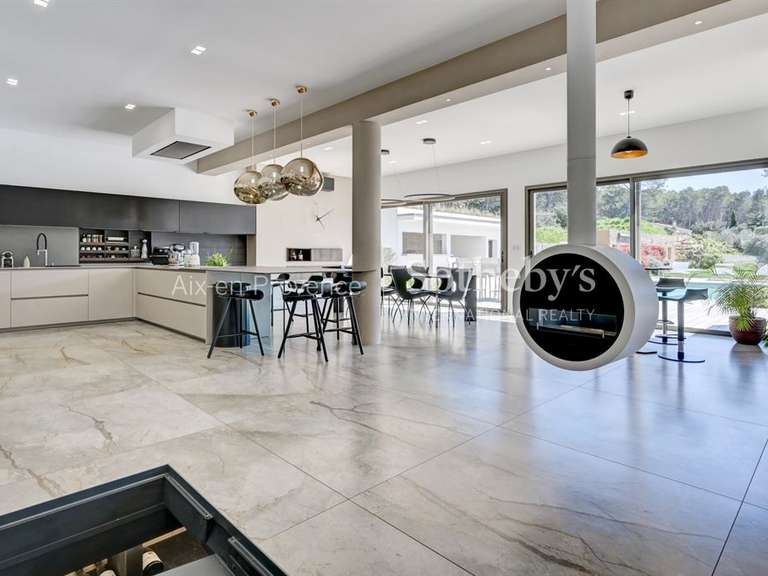 Maison Aix-en-Provence - 3 chambres - 300m²