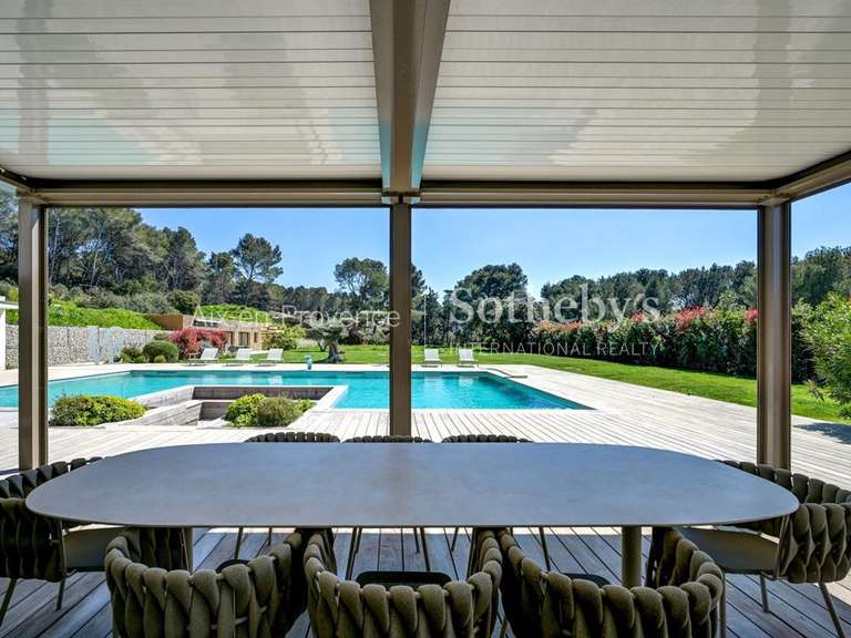 Maison Aix-en-Provence - 3 chambres - 300m²