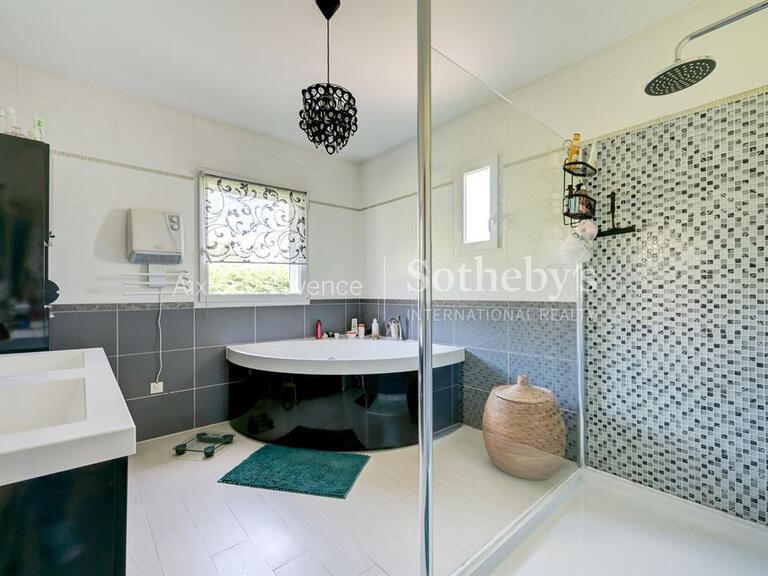 Maison Aix-en-Provence - 5 chambres - 245m²