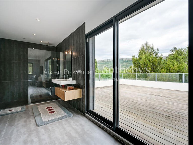 Maison Aix-en-Provence - 3 chambres - 260m²