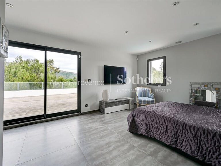 Maison Aix-en-Provence - 3 chambres - 260m²