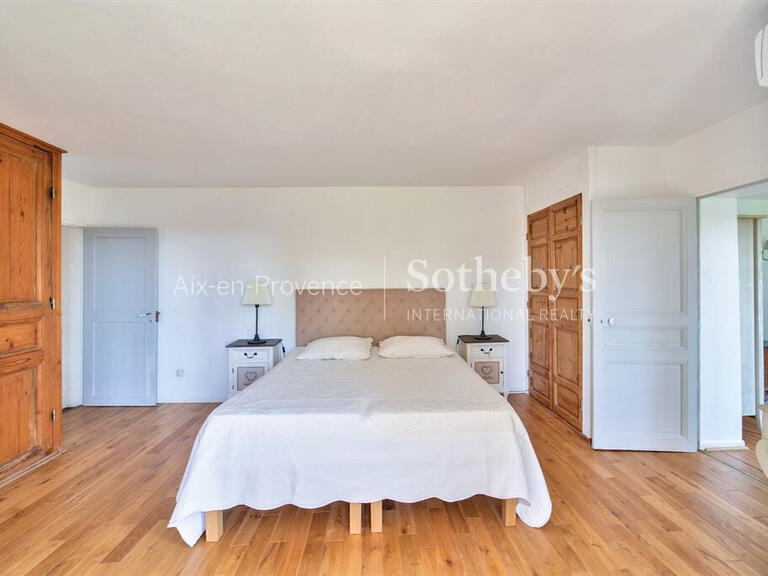 Maison Aix-en-Provence - 5 chambres - 170m²