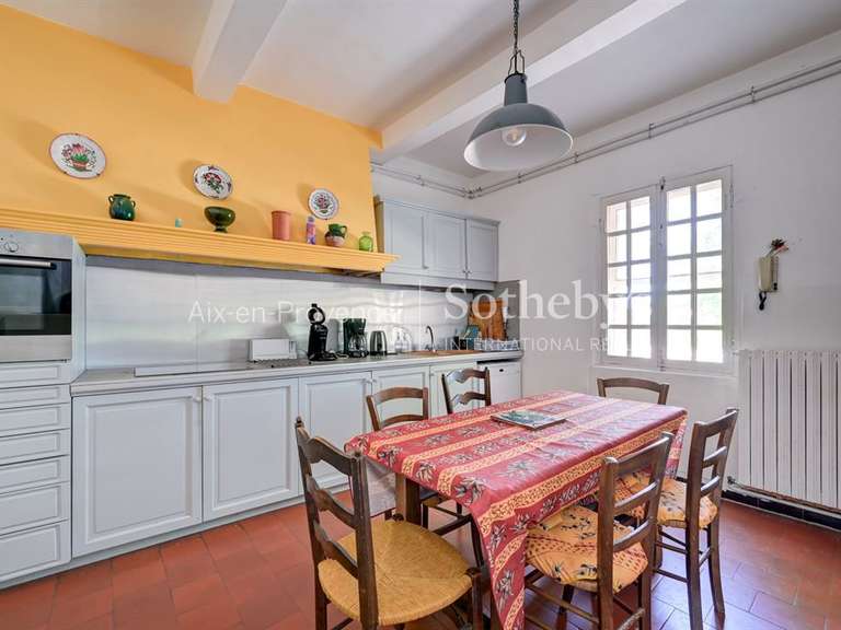 Maison Aix-en-Provence - 6 chambres - 250m²