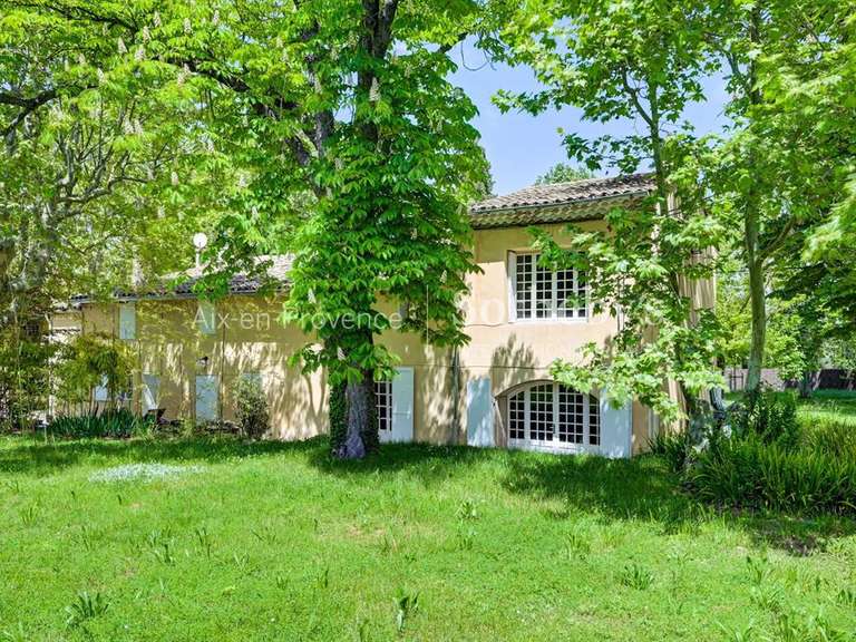 Maison Aix-en-Provence - 6 chambres - 250m²