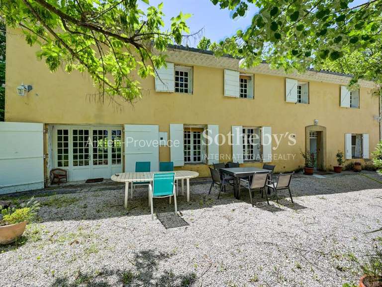 Maison Aix-en-Provence - 6 chambres - 250m²